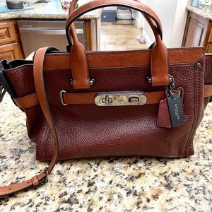 Coach Swagger 21 37444 Pebble Grain Leather Carryall Satchel Handbag NWOT